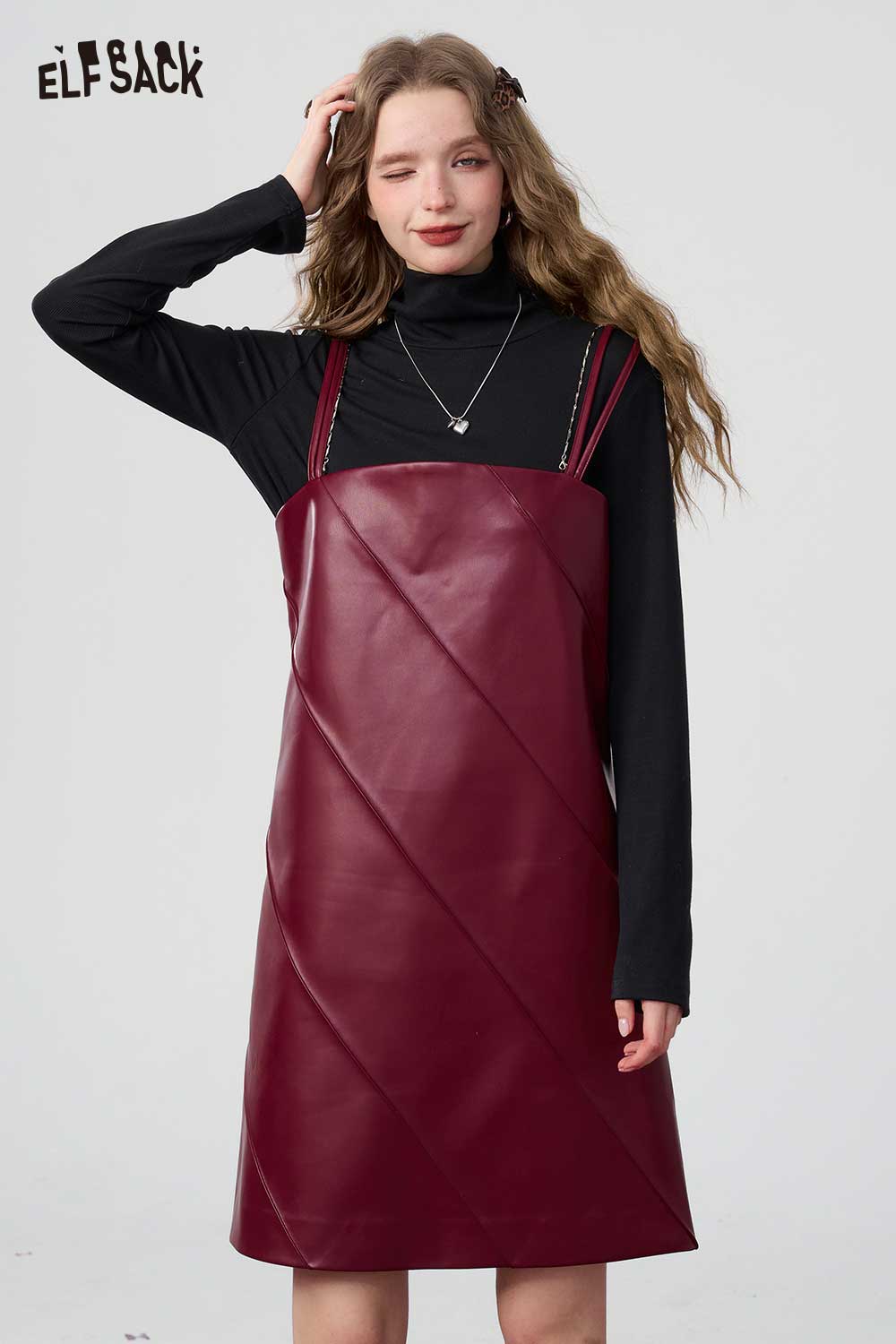 ELFSACK Sweet Cool Angora Red PU Leather Slip Dress