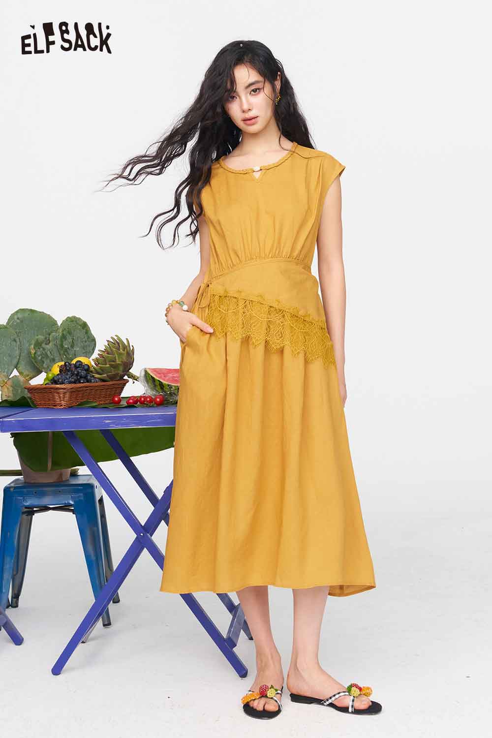 ELFSACK V Neck Eyelet Split Hem Midi Dress