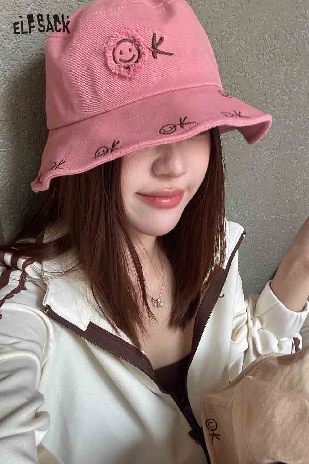 ELFSACK Versatile Sun Protection Fashion Smiley Face Embroidery Fisherman Hat