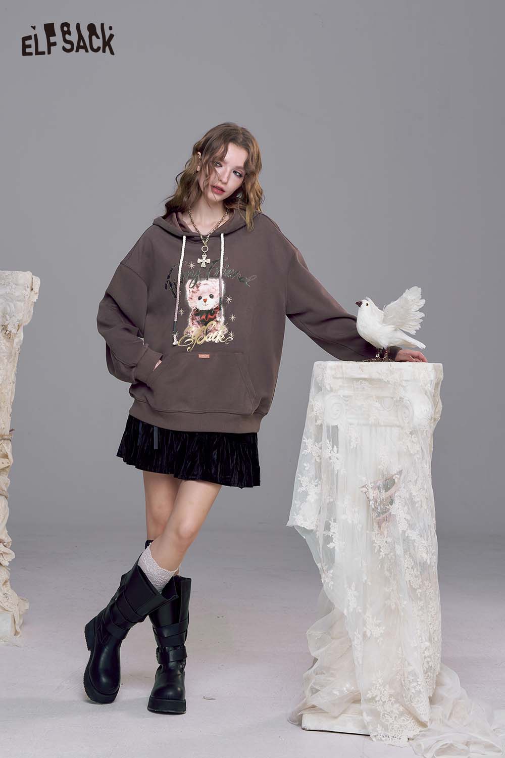 ELFSACK Cotton Blend Vintage Cartoon Graphic and Raw Hem Detail Oversized Washed Hoodie