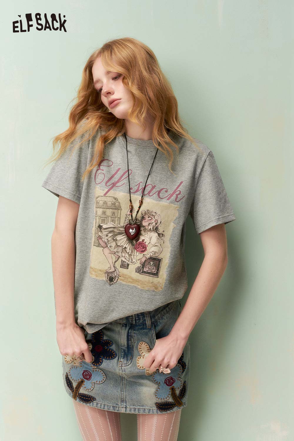 ELFSACK Vintage Girl Portrait Print Short Sleeve Tshirt