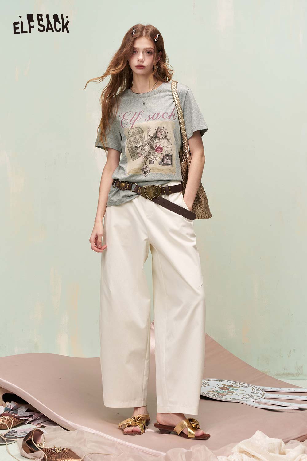 ELFSACK Vintage Girl Portrait Print Short Sleeve Tshirt