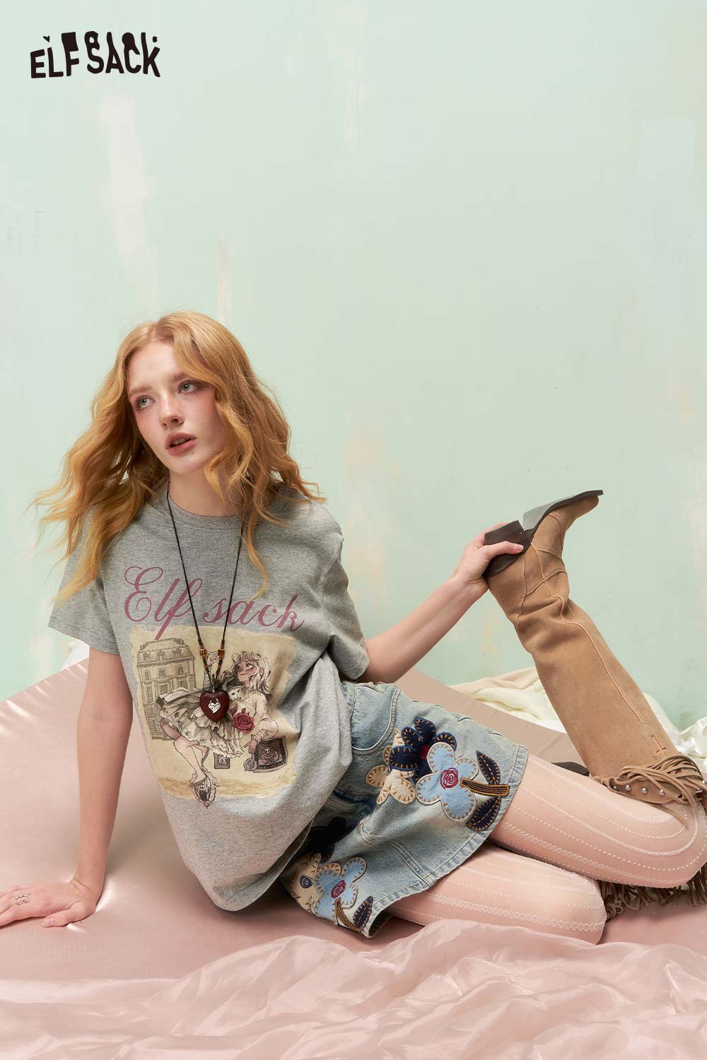 ELFSACK Vintage Girl Portrait Print Short Sleeve Tshirt