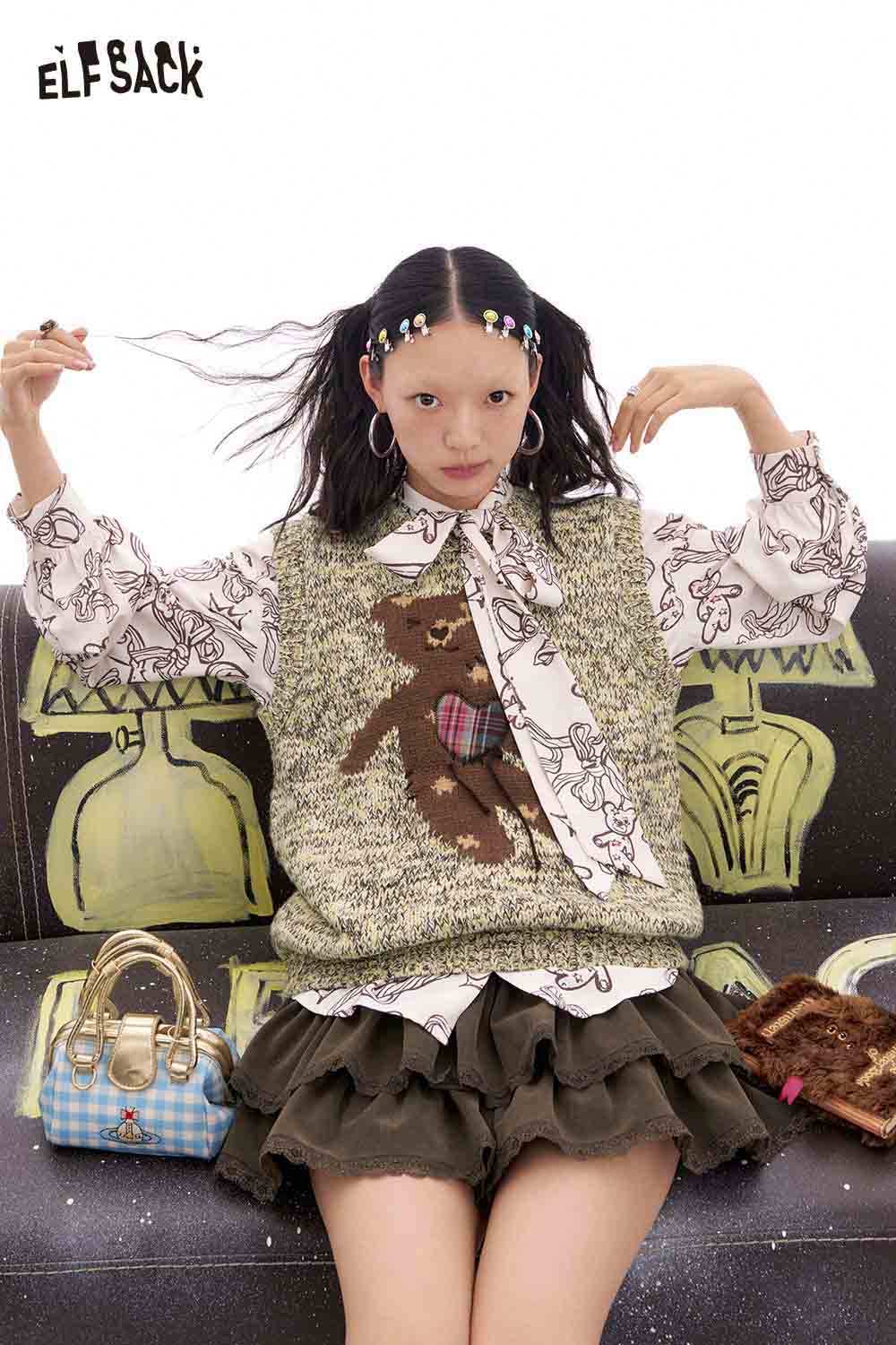 ELFSACK Vintage Jacquard Bear Embroidery Vest Early Spring Faux Cashmere
