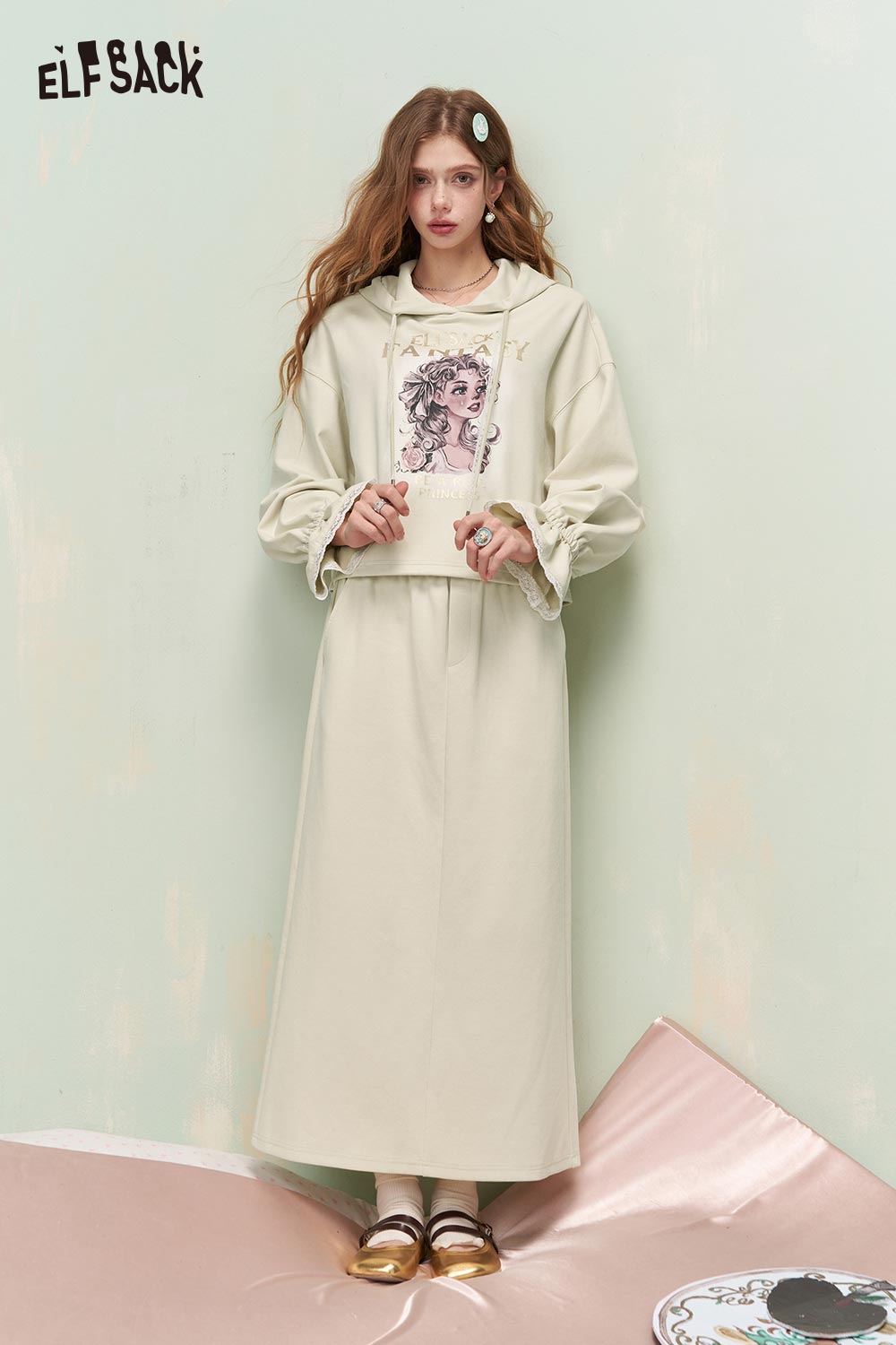 ELFSACK Vintage Sweet Girl Print Flare Sleeve Hooded Sweatshirt Skirt Set