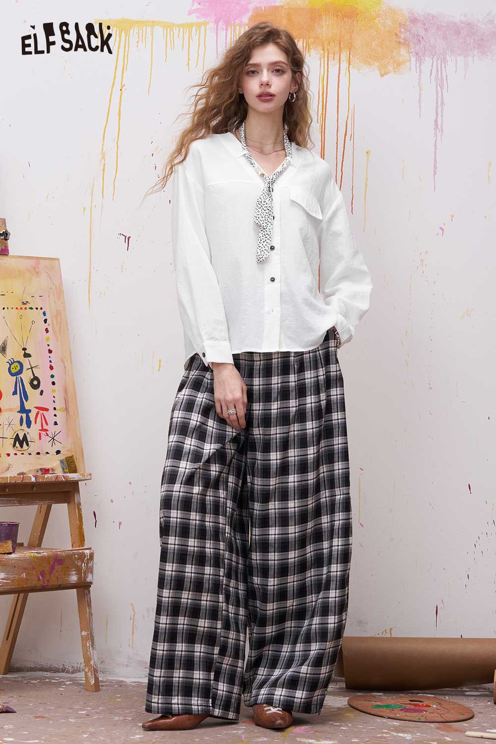 ELFSACK White Textured Shirt with Leopard Print Tie