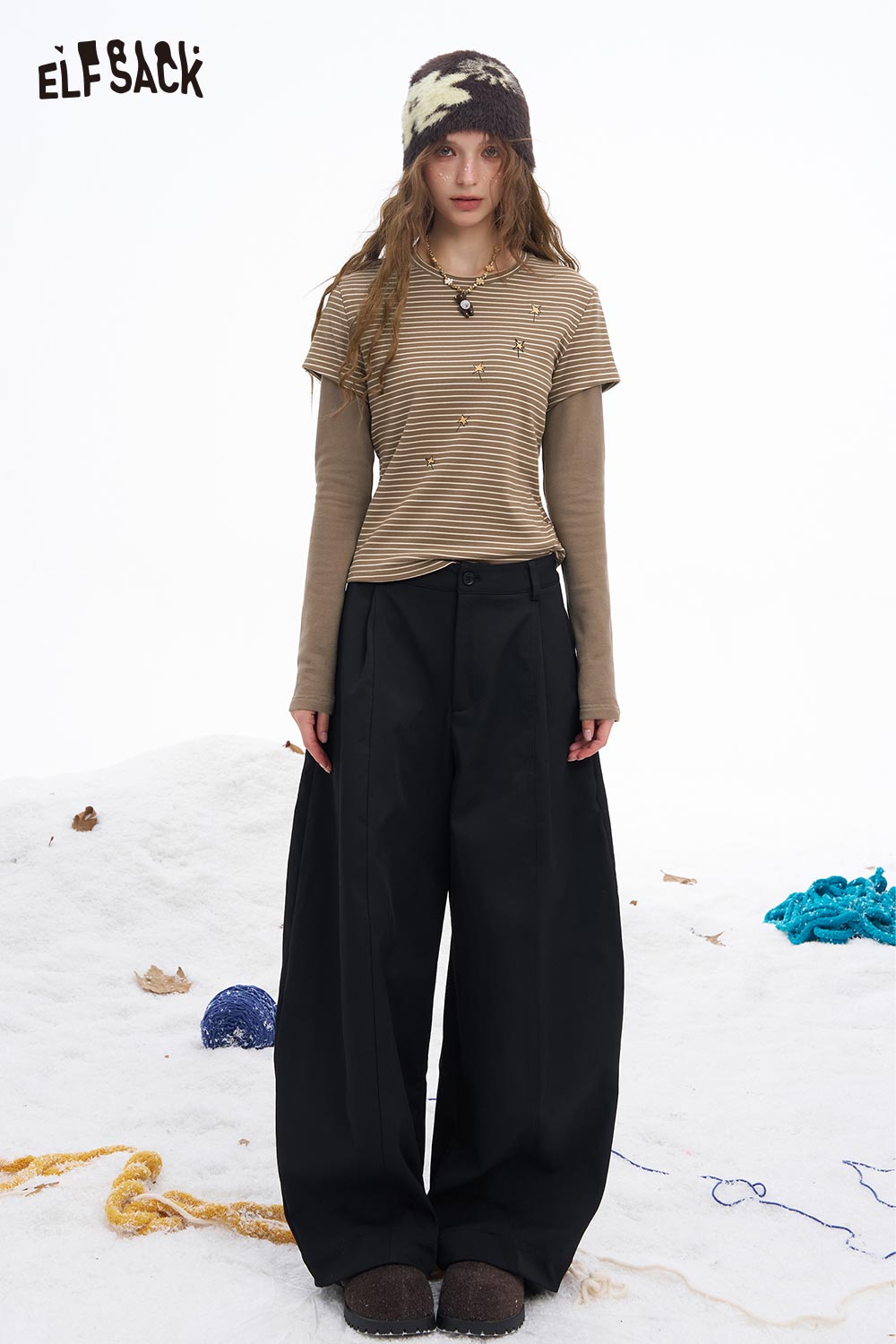 ELFSACK Light Cropped Fake Two Piece Graphic Stripe Long Sleeve Tshirt