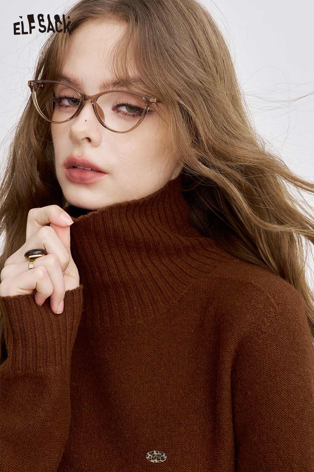ELFSACK Soft Solid Color High Neck Knit Sweater