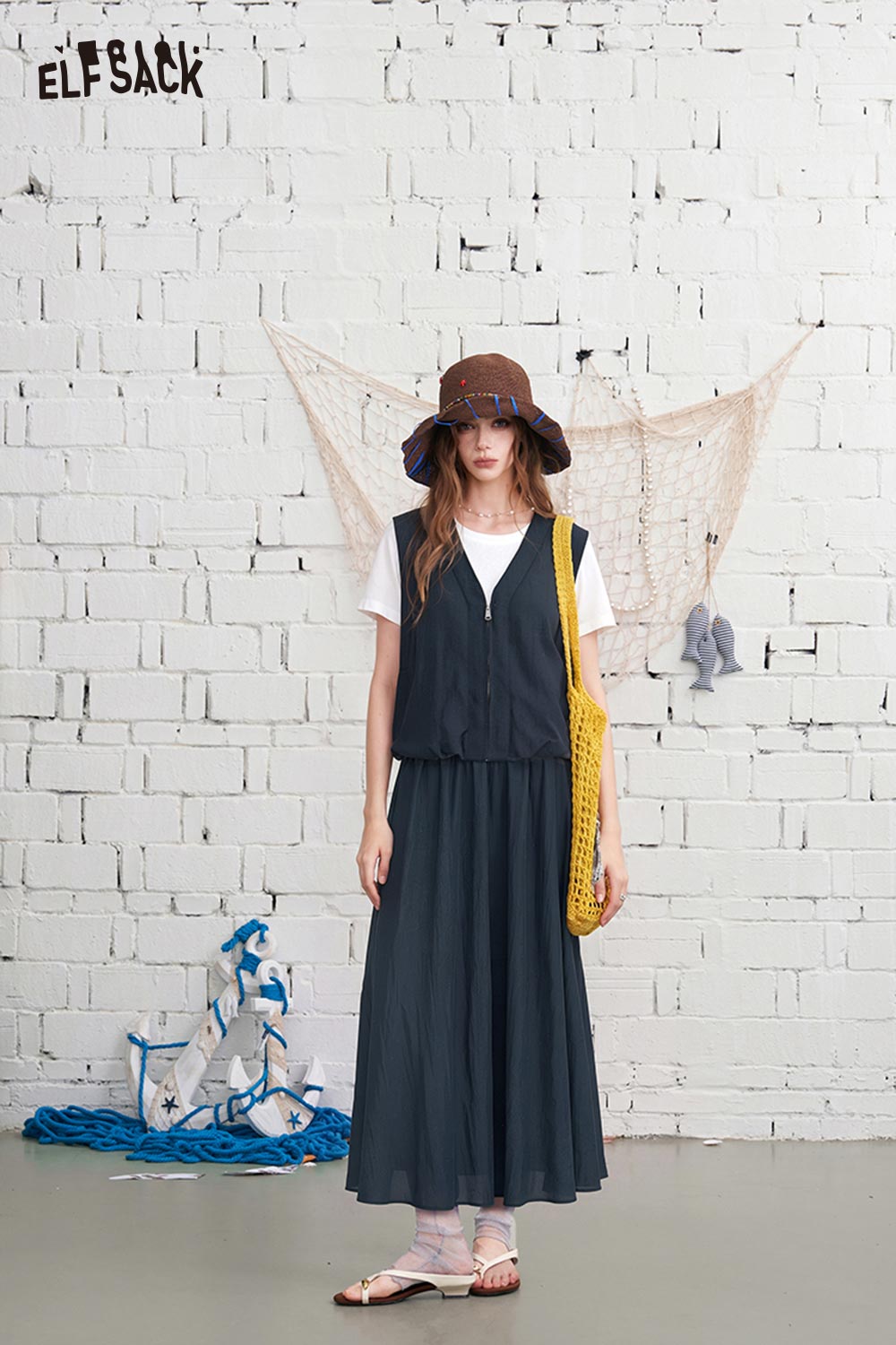 ELFSACK Zip Up Vest Maxi Skirt Sporty Set